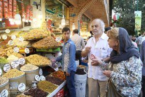 Miguel Littin Toured Tehran's Big Bazaar on 15 Khordad Street - Photo: Taha Jalilzadeh